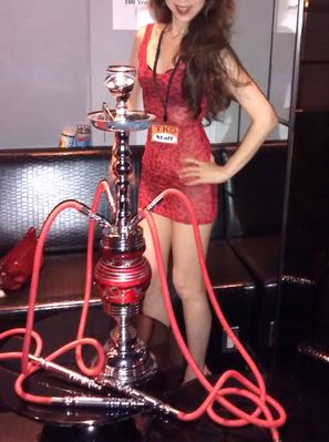 Beautiful Sheesha Girl - * TOPAZ! *
